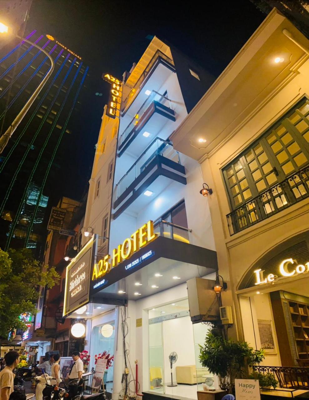 New Hotel Ho Chi Minh-stad Buitenkant foto