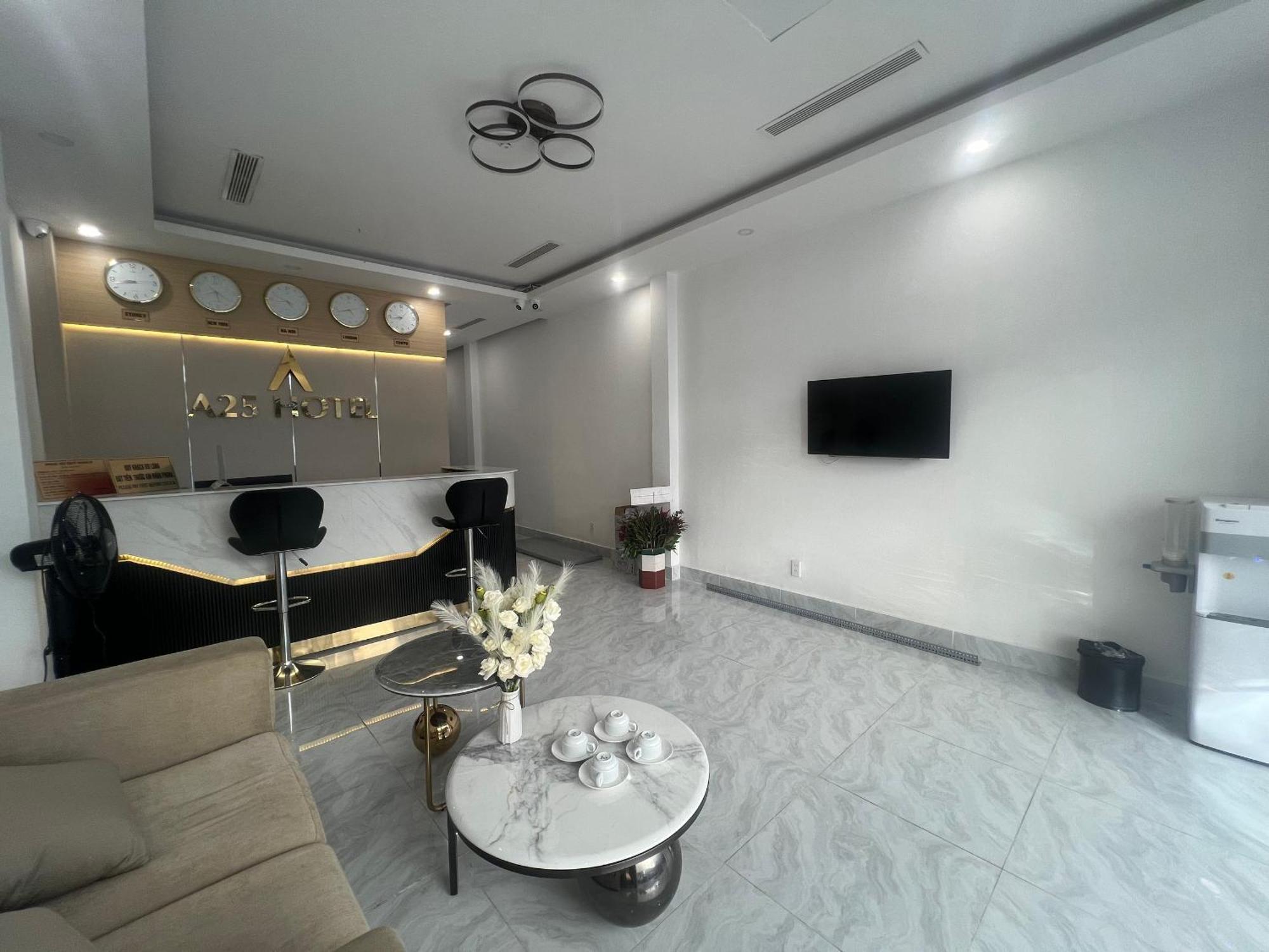 New Hotel Ho Chi Minh-stad Buitenkant foto