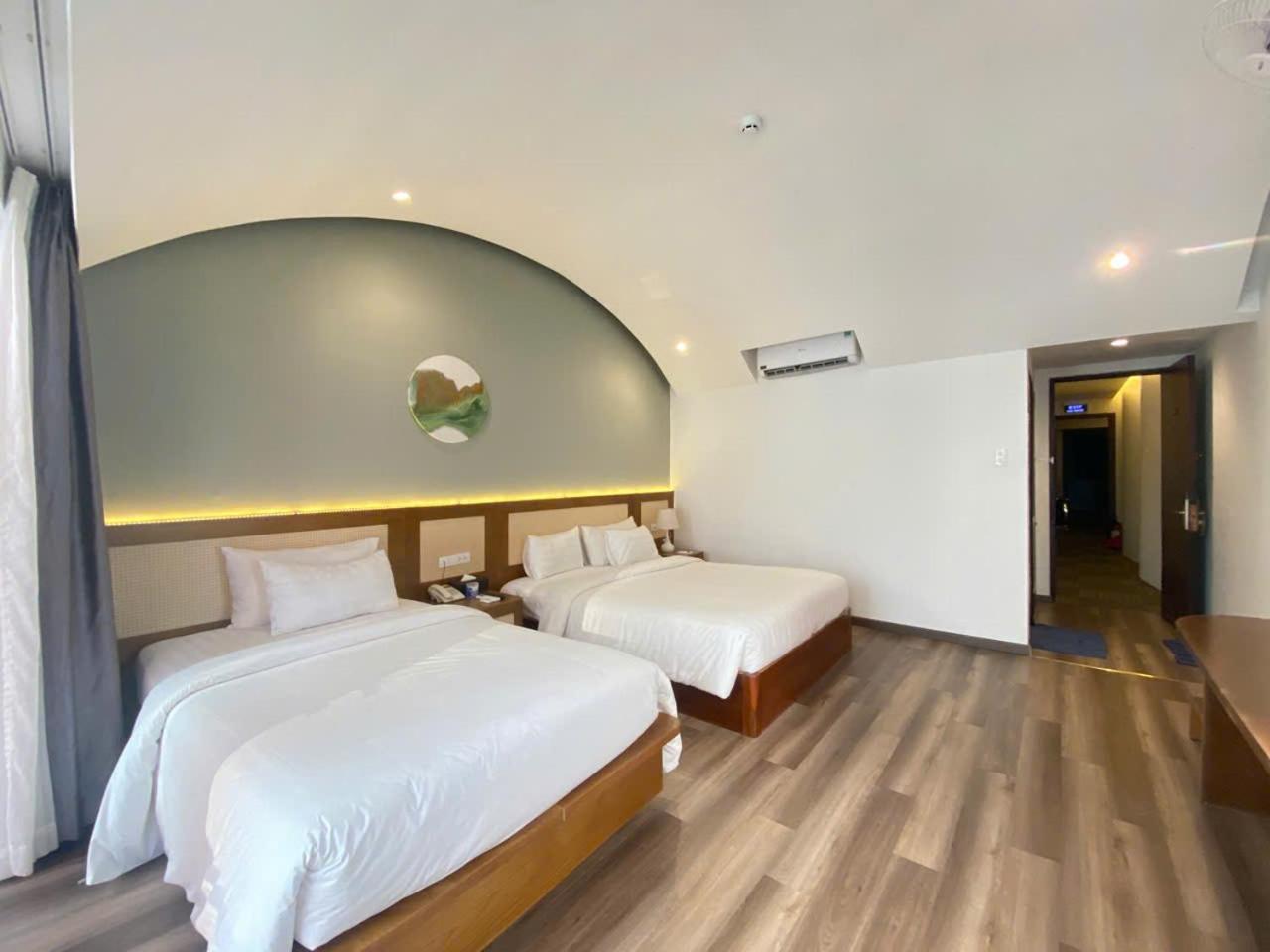 New Hotel Ho Chi Minh-stad Buitenkant foto